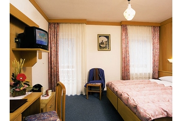 Отель Campitello di Fassa 2